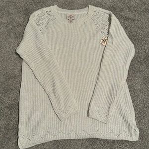 NEW ST JOHNS BAY SWEATER!